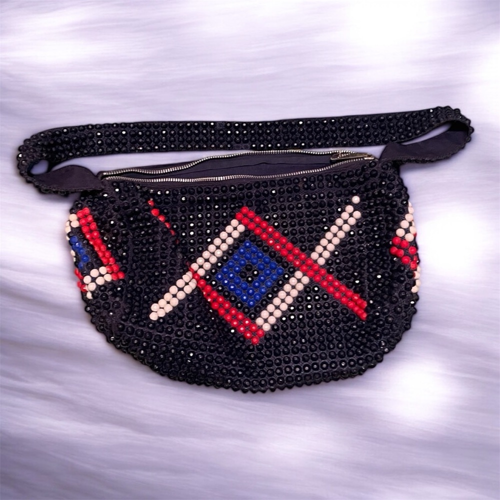 Viral Vintage Beaded Navy Blue Bag. Tag reads “designed by Roger vanS”